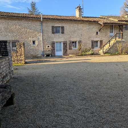 La Maison Du Petit Lac Messé Екстериор снимка