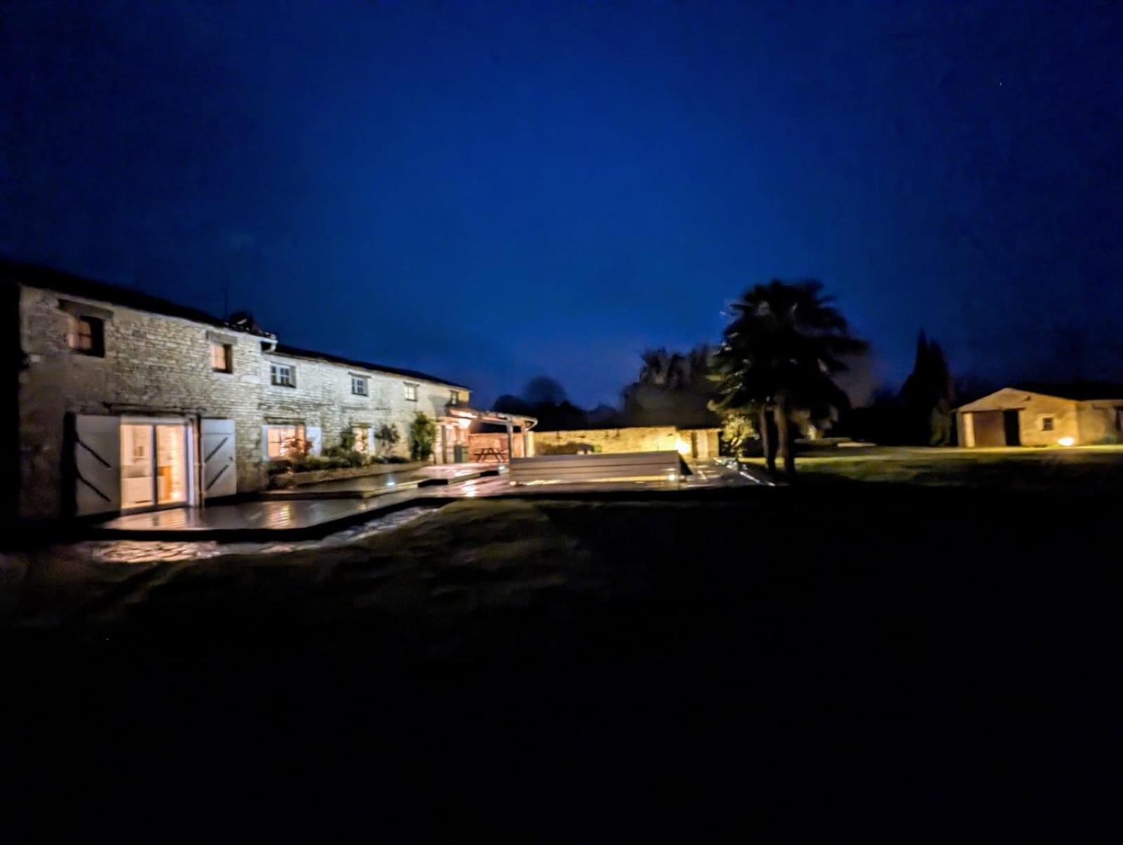 La Maison Du Petit Lac Messé Екстериор снимка