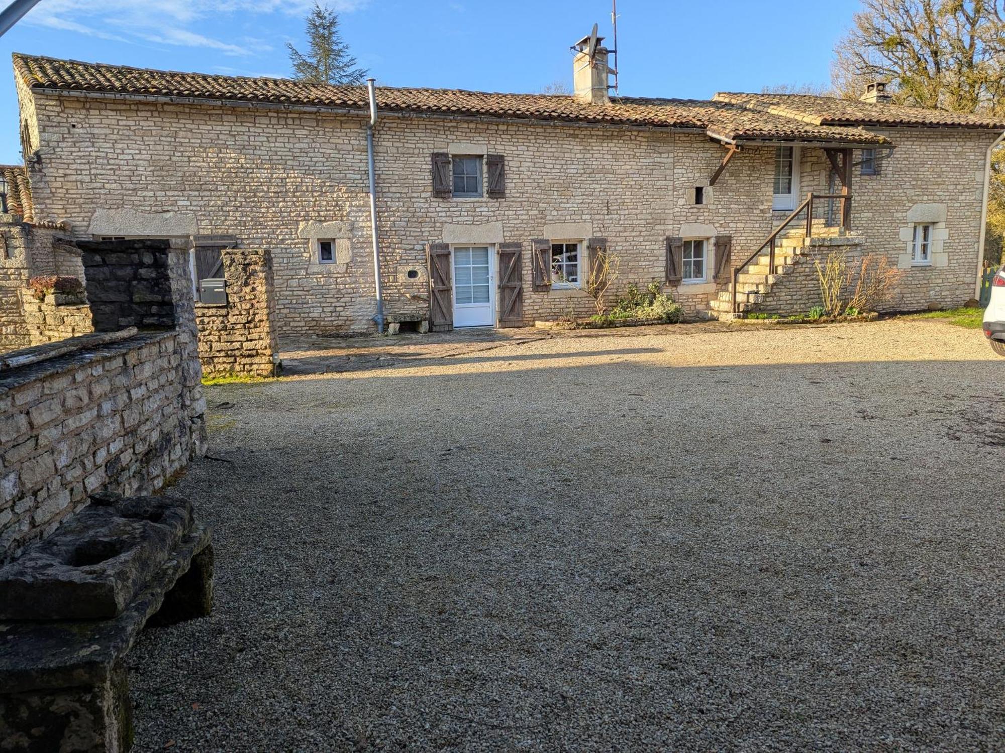 La Maison Du Petit Lac Messé Екстериор снимка