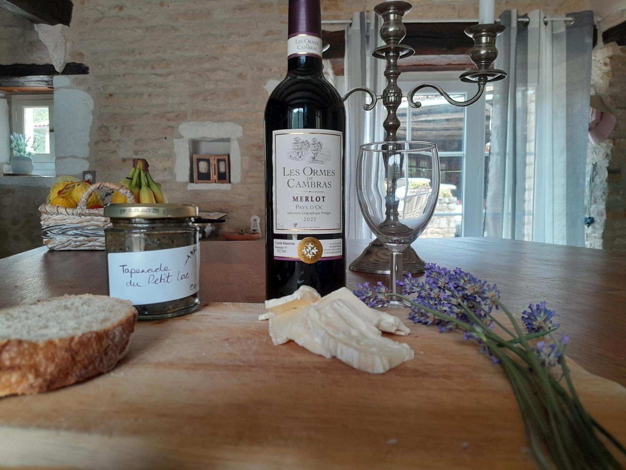 La Maison Du Petit Lac Messé Екстериор снимка